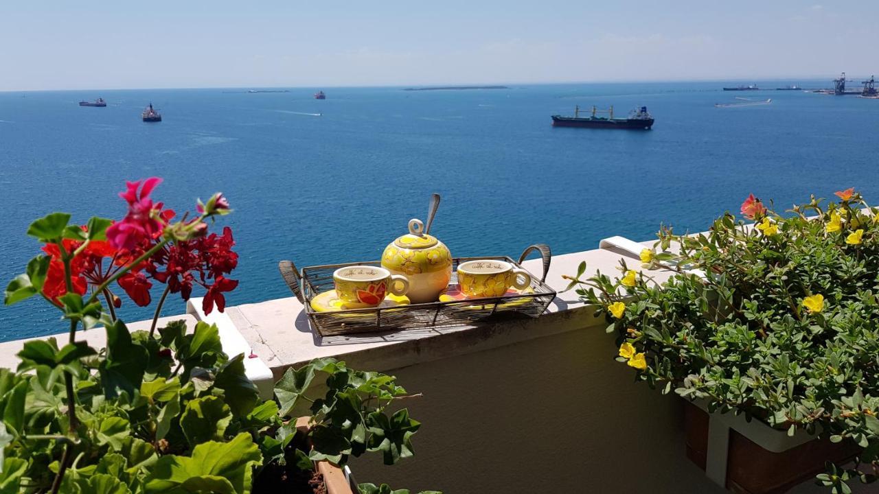 Amanda'S Panorama Apartment Taranto Ngoại thất bức ảnh