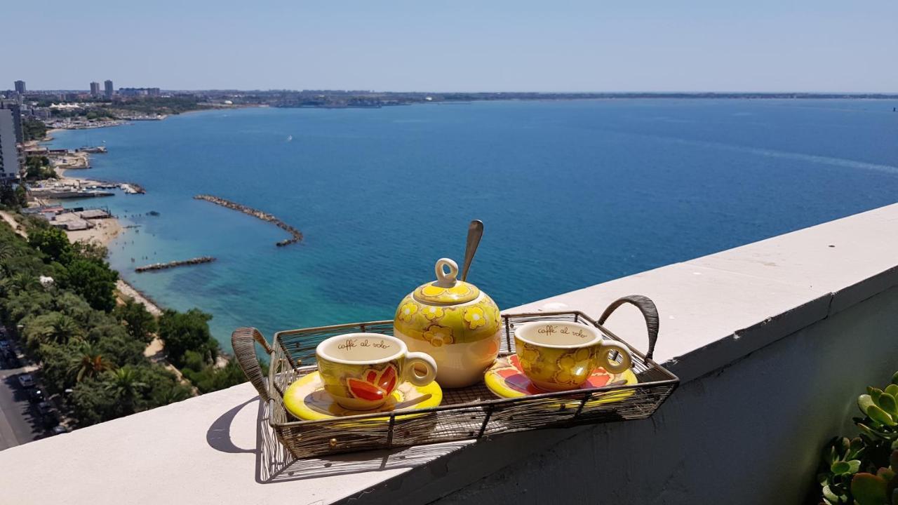 Amanda'S Panorama Apartment Taranto Ngoại thất bức ảnh