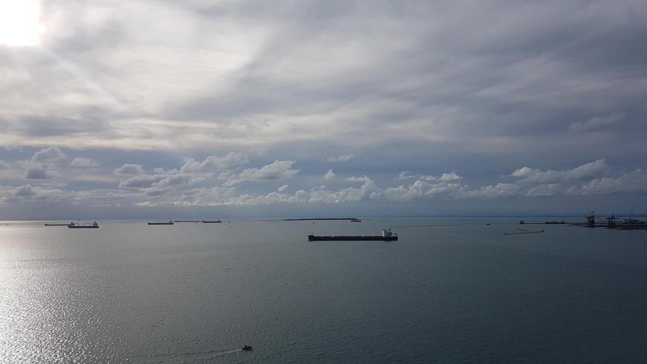 Amanda'S Panorama Apartment Taranto Ngoại thất bức ảnh